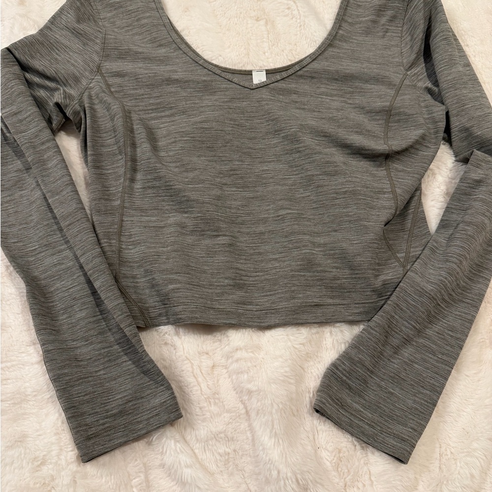 Lululemon align long sleeve size 12. Heathered Rover color